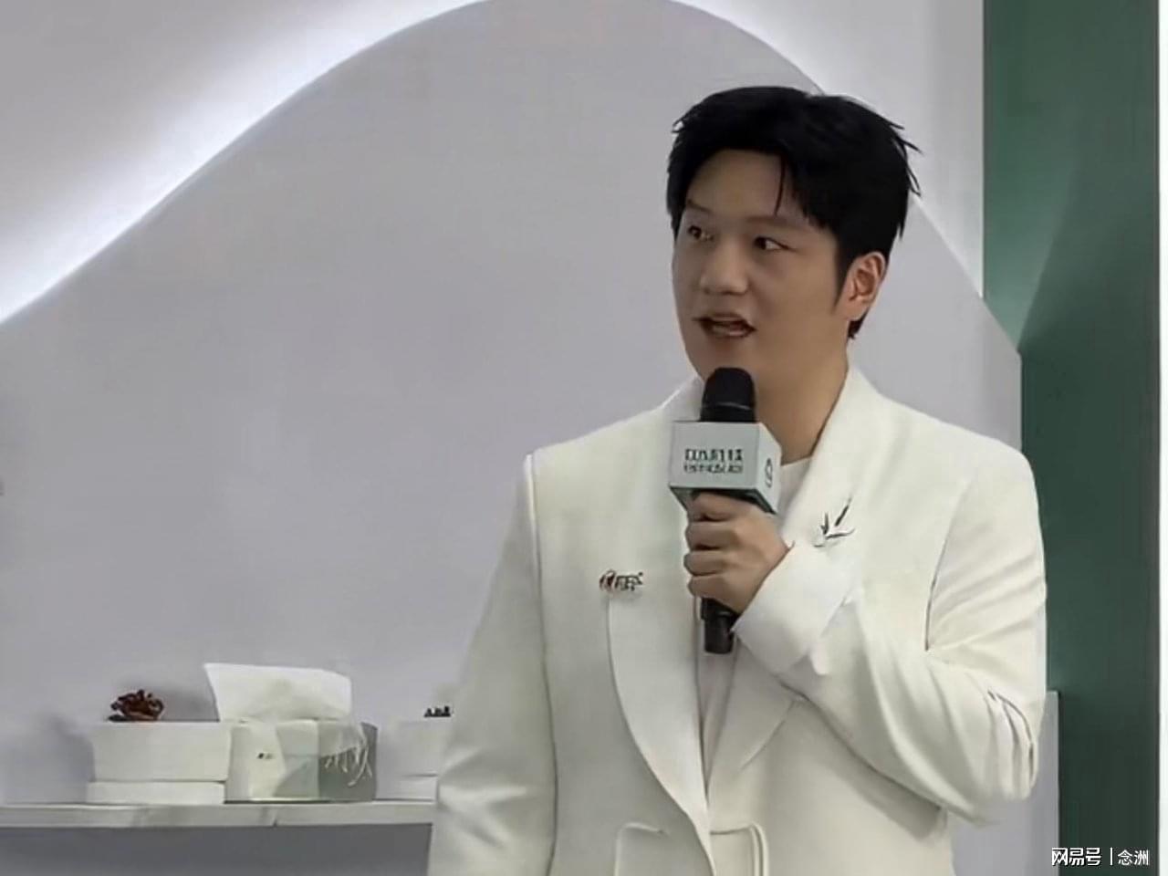 必一运动相关图片
